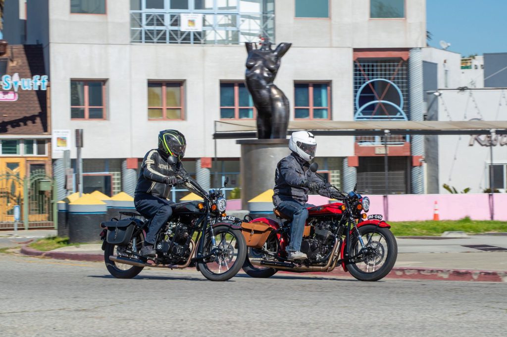 Roadrunner Magazine Reviews the Halcyon 450