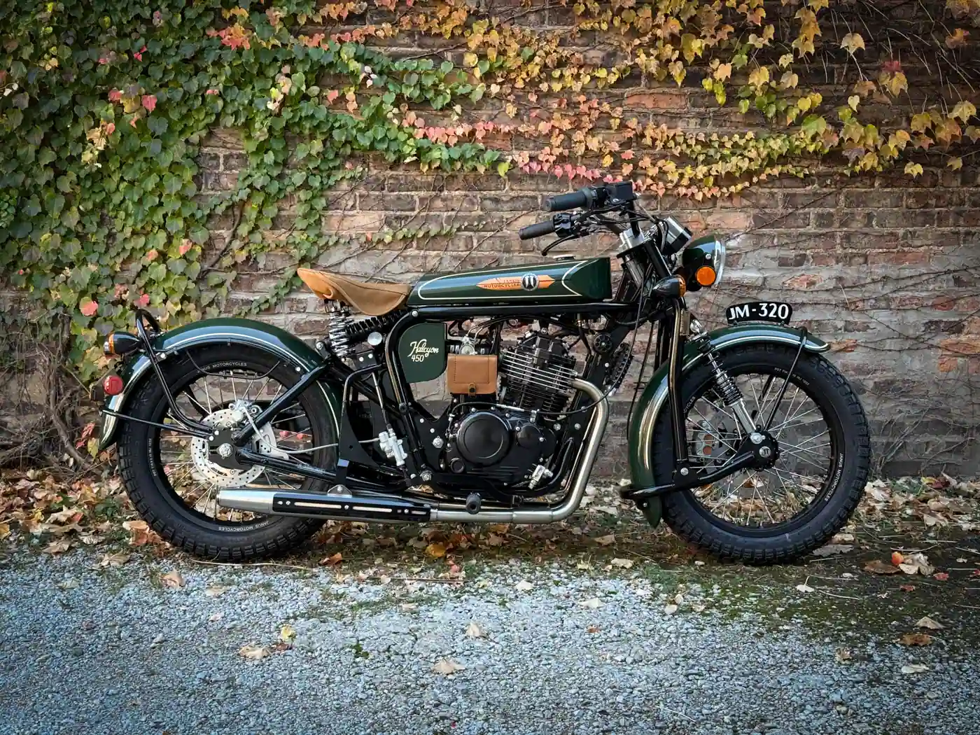 Halcyon 450 #320