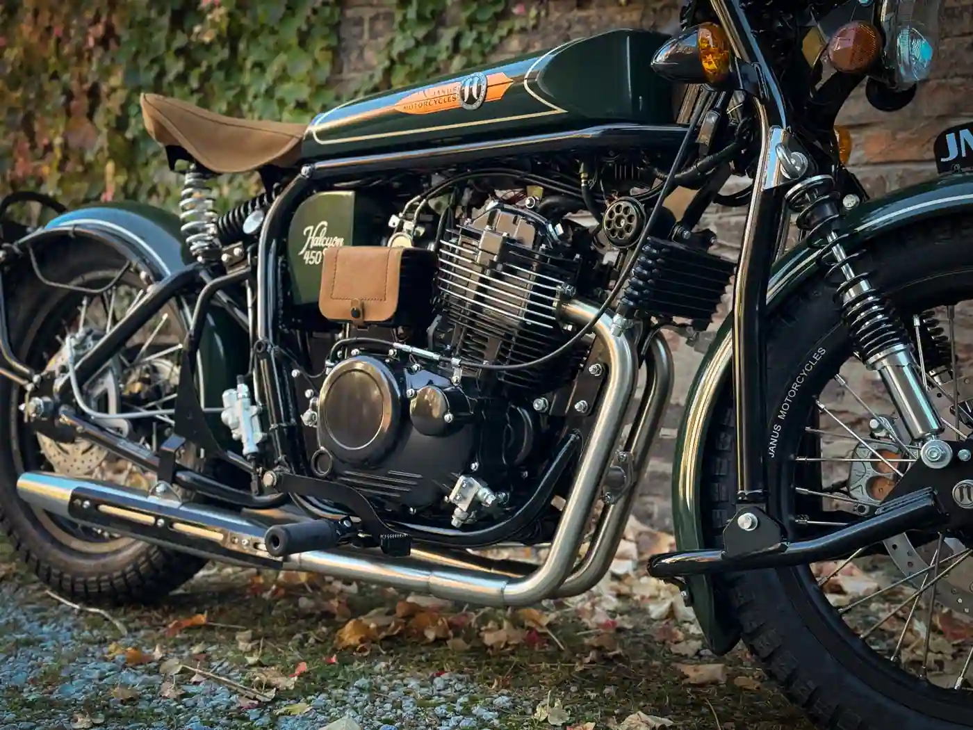 Halcyon 450 #320 - Image 9