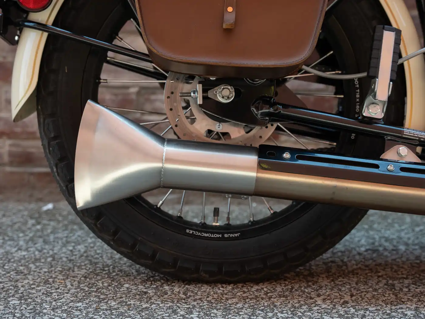 Halcyon 250 #708 - Image 10