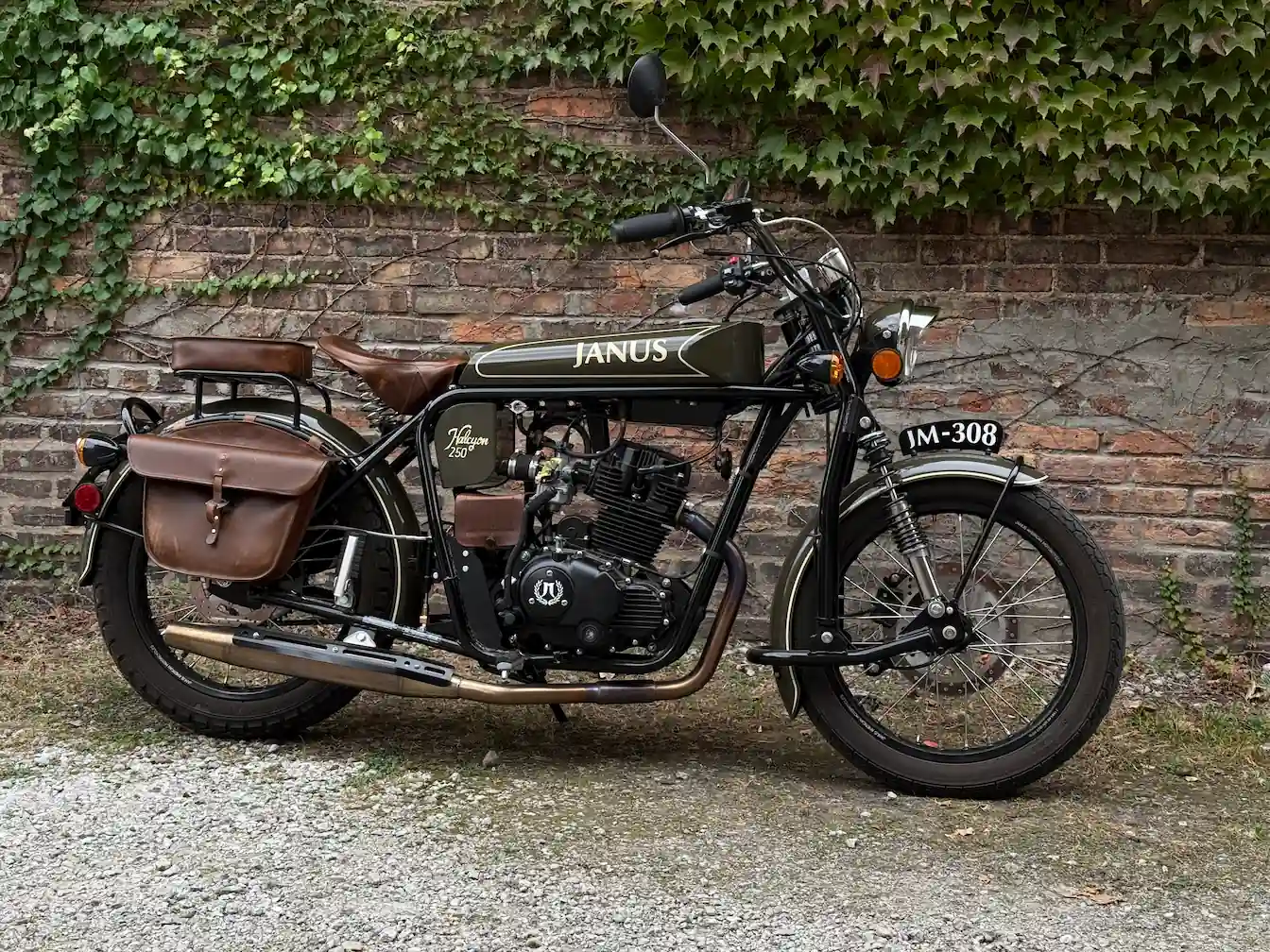 Halcyon 250 #308