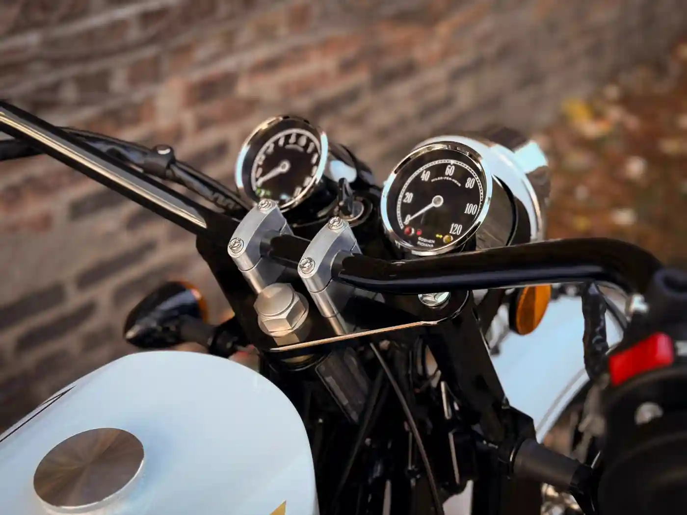 Halcyon 450 #328 - Image 10