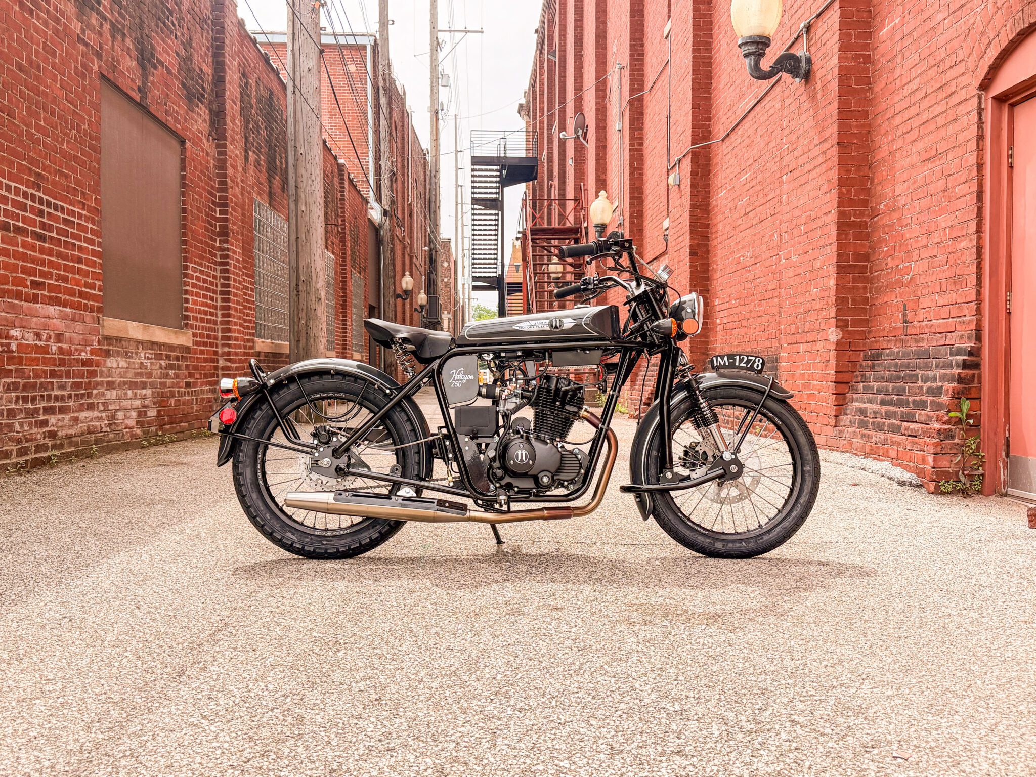 Halcyon 250 #1278