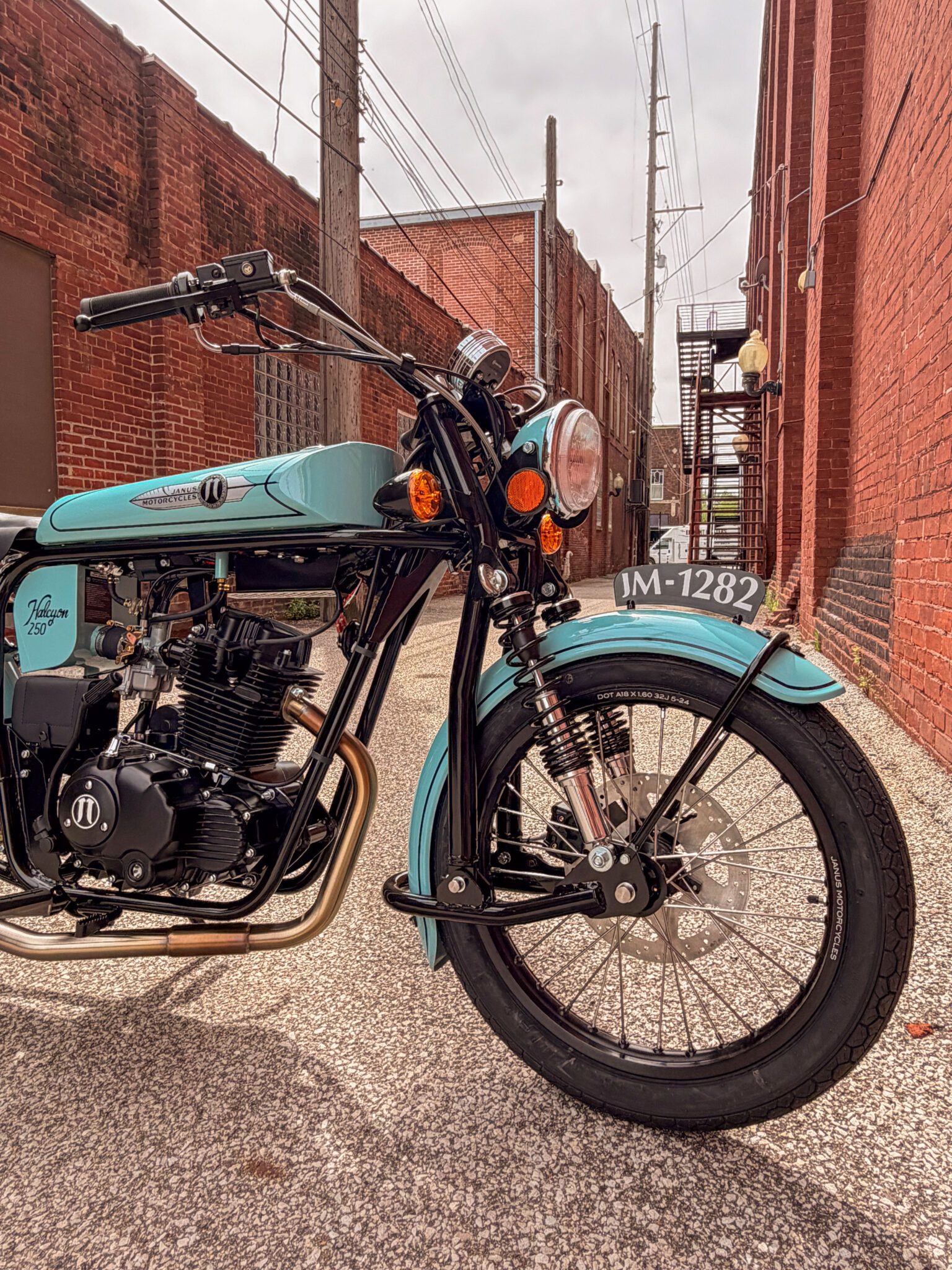 Halcyon 250 #1282